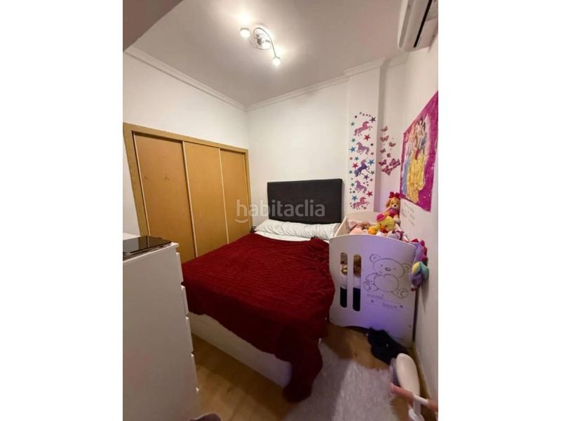 Foto 74bf6cee-bd33-4e08-a963-c0408d83cec3. Estudi a El Pedró Cornellà de Llobregat