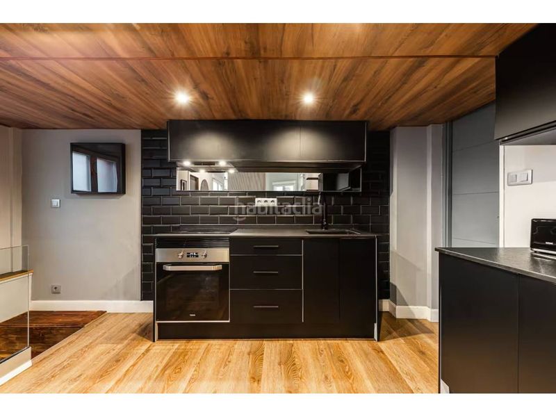 Foto b9962b3c-2607-4135-a48d-1463076f6d5d. Dúplex a Vilapicina - Torre Llobeta Barcelona