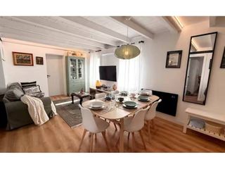 Duplex  Calle republica argentina. Dúplex en venta!!