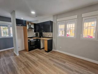 Studio  Calle almadén 3. Estudio en venta en sant josep08901