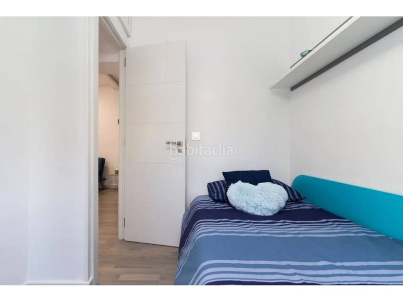 Foto 46666f72-2da1-46e2-a8e9-f1237a9c0d36. Estudi a Centre Lloret de Mar