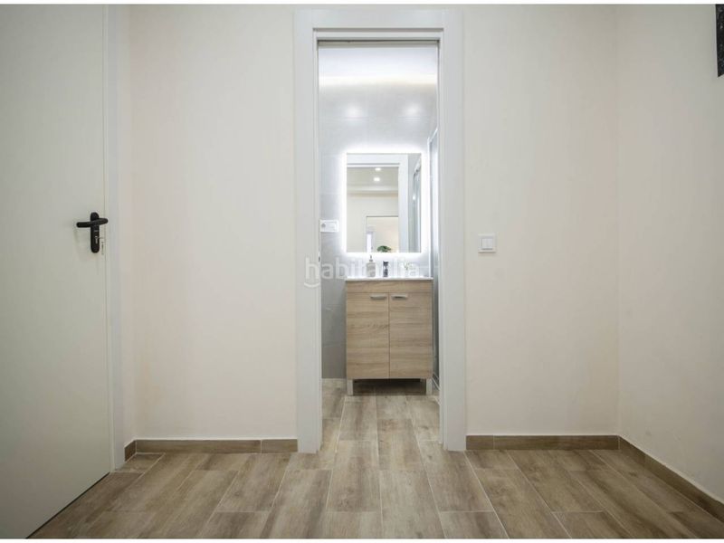 Foto 8741e2a6-be63-4bd7-853d-a9efed438f80. Pis a Porta Barcelona