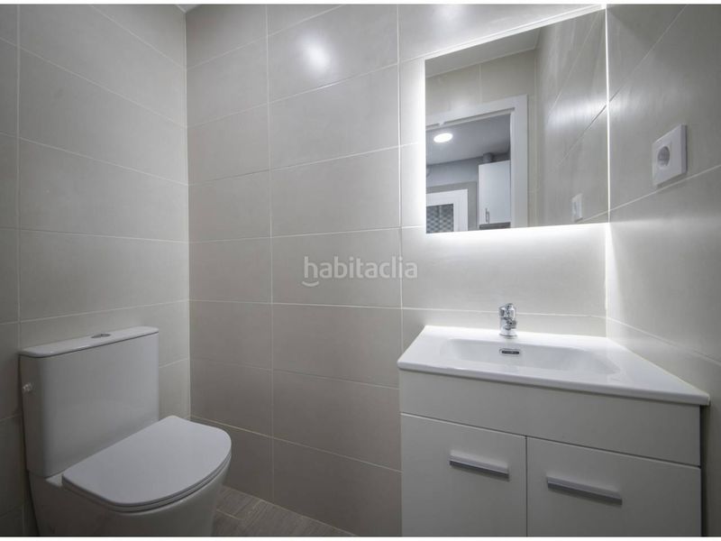 Foto b5949fff-8055-4c04-868f-363ed7df5f0f. Estudi a Horta Barcelona
