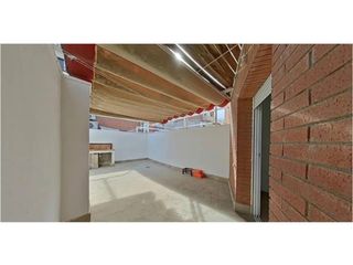 Chalet à Calle falç 40. Chalet en venta en la colladaels sis caminsfondo somellasanta ma