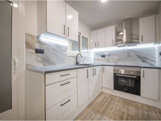 Flat  Calle beato almató 61. Piso en venta en el coll08023