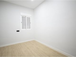 Pis a Calle samaniego 73. Piso en venta en la teixonera08035
