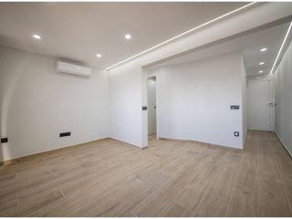 Penthouse in Calle tenerife 30. Piso totalmente exterior, reformado a estrenar, con vistas espec