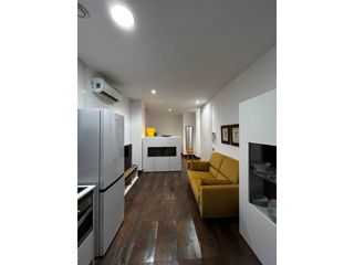 Studio in Calle juventud 16. Estudio en venta en collblanc08904