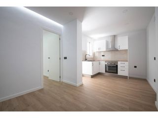 Estudi a Calle serrano 46. Estudio en venta en vilapicinala torre llobeta08031