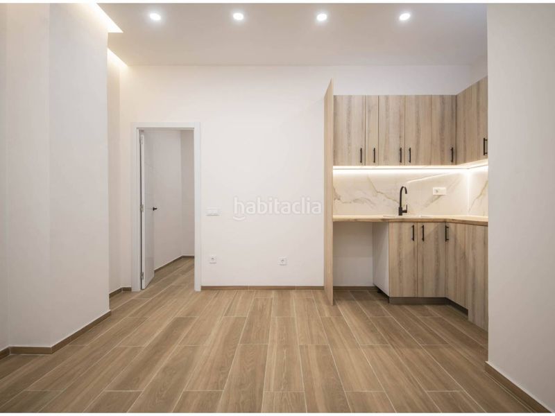 Foto f3b738ef-849c-4161-bad1-b0ee2c1df213. Estudi a El Camp de l´Arpa del Clot Barcelona