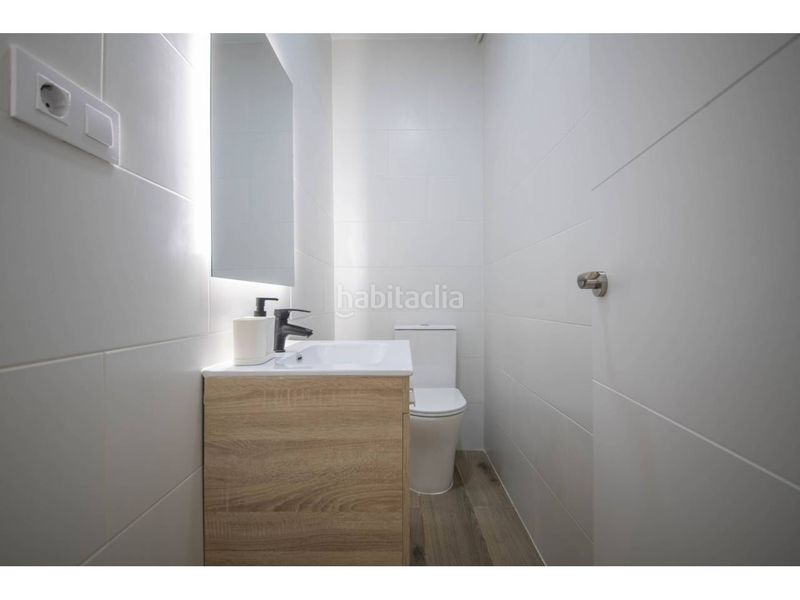 Foto afa53ed7-a6b9-439b-a087-ea63eca47f9b. Pis a Carmel Barcelona