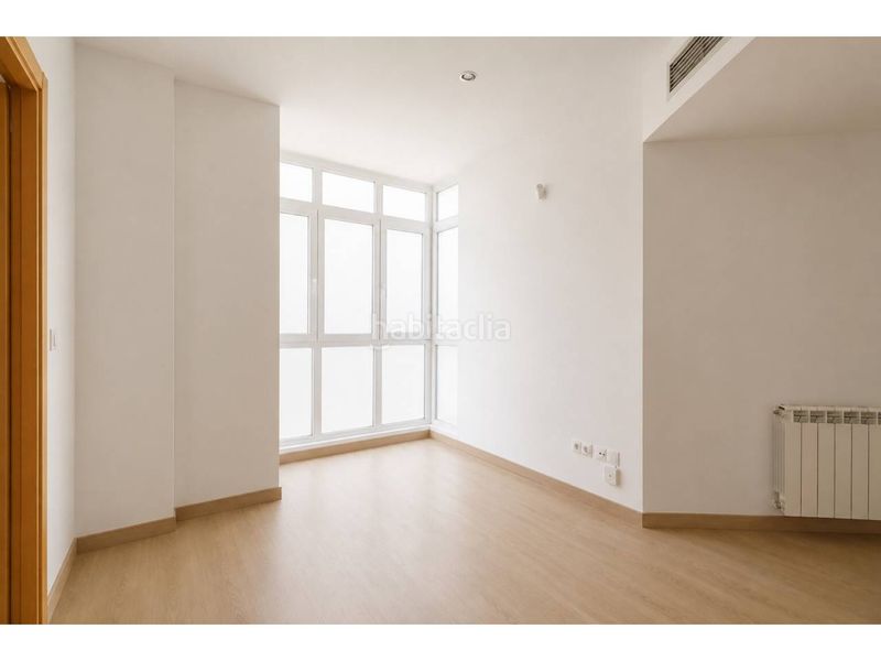Foto 8ffc0d9d-7c2e-4889-b471-8f5fd7bd64bf. Pis a Vall d´Hebron Barcelona