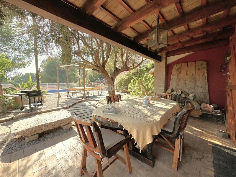 Foto f5527746-313a-43a9-909d-b1efaa832c1f. Chalet mit kamin parking pool in San Miguel-El Paraiso Náquera