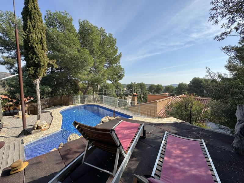 Foto 5106ecf6-acf6-4d07-8495-a375a4ca4792. Xalet amb xemeneia aparcament piscina a San Miguel-El Paraiso Náquera