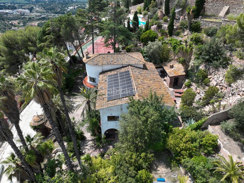 Foto e5523bb9-2dce-4bfb-b212-afdf1bd53f70. Chalet en Casco Urbano Náquera