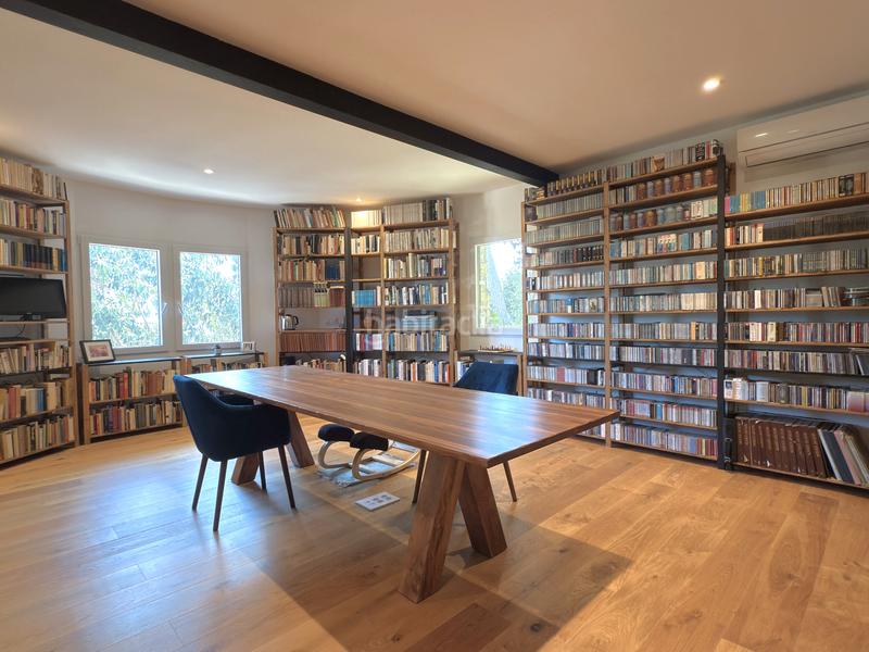 Foto d393f7e8-b03b-46a6-a19b-b9156ec4da03. Xalet amb xemeneia calefacció aparcament piscina a Náquera