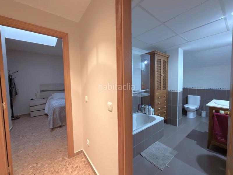 Foto b3ee8f79-d622-4131-94ca-2be2da71729b. Àtic amb calefacció aparcament a Casco Urbano Náquera