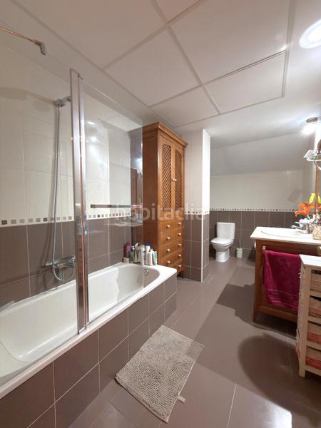 Foto 01c37beb-0da4-4879-bffc-bf0708000da5. Ático en Casco Urbano Náquera