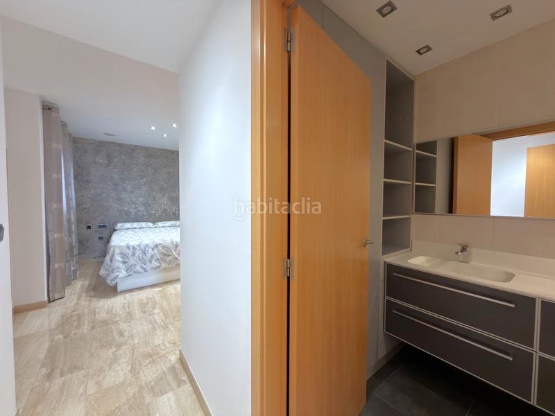 Foto 81df6a00-0b64-4c56-a953-60e99f9f7f02. Attico con riscaldamento parcheggio in Casco Urbano Náquera