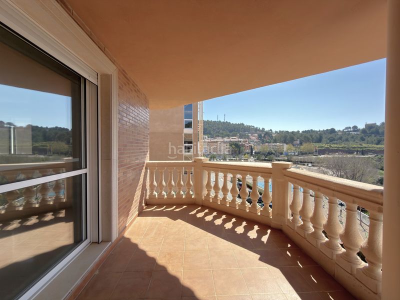 Foto 24cd0c57-a993-4d80-b0b7-b076149e72a0. Àtic amb aparcament a Casco Urbano Náquera