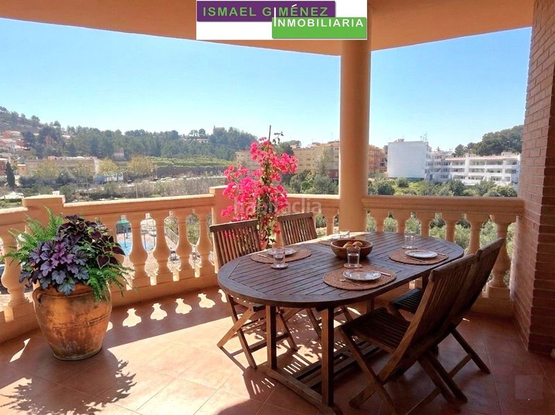 Foto 2f87bc1a-a5a5-4735-8c75-310129bb028e. Àtic amb aparcament a Casco Urbano Náquera