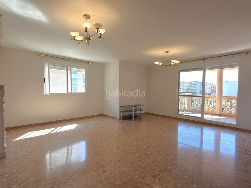 Foto 54c83dc9-4741-42b5-9292-ed904f8ae4fd. Àtic amb aparcament a Casco Urbano Náquera