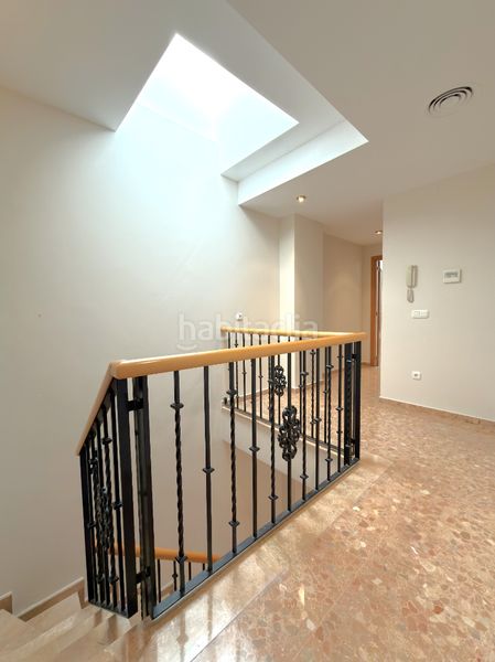 Foto b049391a-f1ac-41bf-905c-ed78e67870b6. Àtic amb aparcament a Casco Urbano Náquera