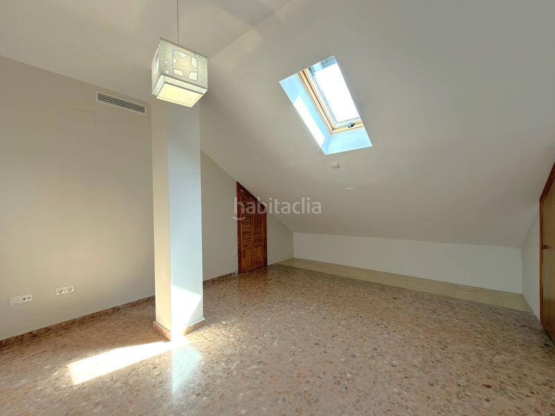 Foto c92de8d4-5913-4311-b6d5-695caf6eddea. Àtic amb aparcament a Casco Urbano Náquera