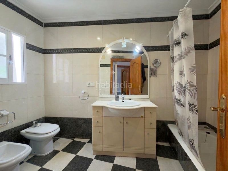 Foto 1f32dba6-0b58-4323-a2ce-3d7f6fa6cfc1. Casa amb xemeneia a Casco Urbano Náquera