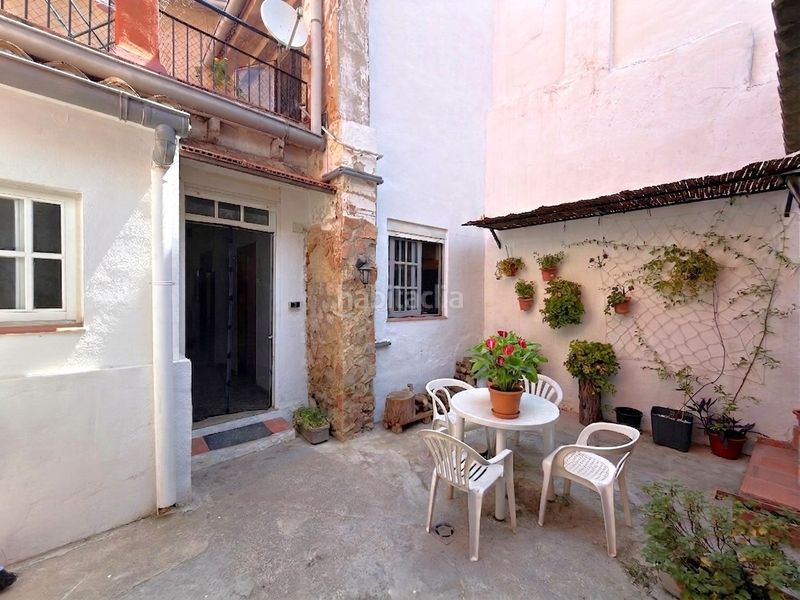 Foto a61341ce-afb5-4254-abde-9b15d2cf10ab. Casa amb xemeneia a Casco Urbano Náquera