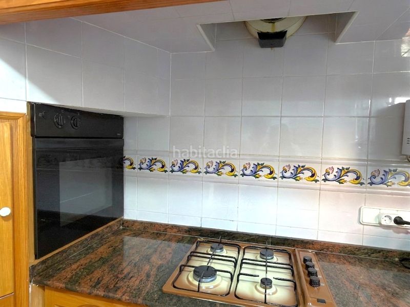 Foto b6fb8ee0-9f60-41b0-b18f-74e539073a5b. Casa amb xemeneia a Casco Urbano Náquera