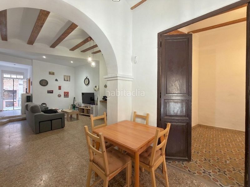 Foto dc7b090e-b844-4591-926b-016da0a88fe3. Casa amb xemeneia a Casco Urbano Náquera