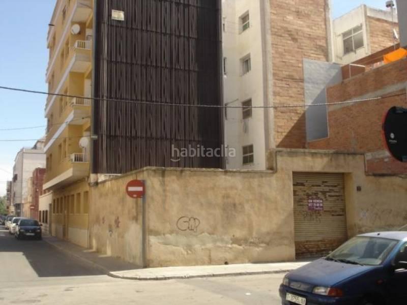 Foto a446ccee-6645-4271-b394-babf209903e0. Wohngrundstück in Zona Hospital Amposta