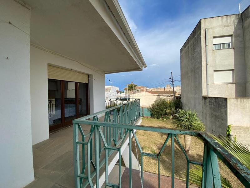 Foto 461d6c55-7109-4a0c-b516-9bec349351e2. Chalet casa con jardin en Deltebre