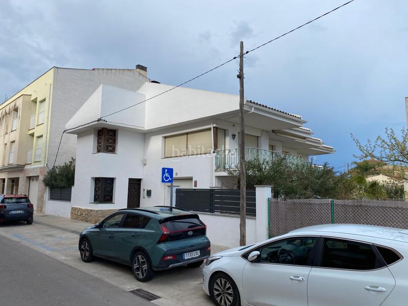 Foto 5740d5a0-c7f2-4480-a70a-607ed42df822. Chalet casa con jardin en Deltebre