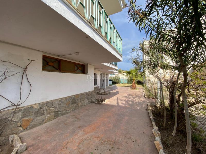 Foto b2108f9c-31d4-406f-9efd-313b97310a07. Chalet casa con jardin en Deltebre