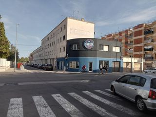 Local Comercial a Zona Hospital. Local comercialzona instituto