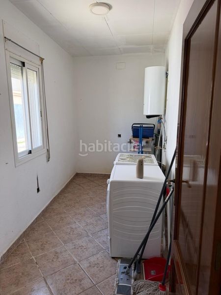 Foto c647c80e-266a-4996-a46f-24d5fca83662. Casa a Deltebre