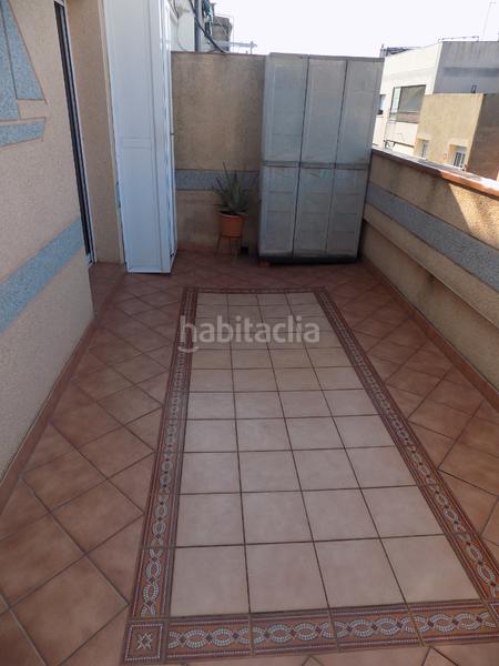 Foto f2a29bab-2683-4889-b954-be7983f5f13b. Ático atico con dos terrazas en Sant Crist Badalona