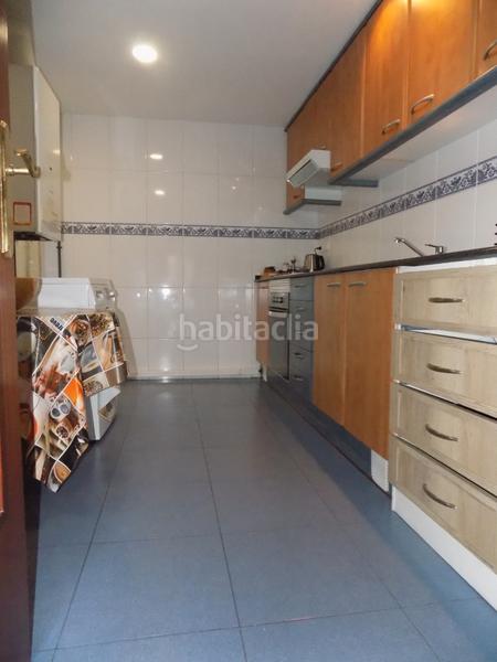 Foto 398a4de0-0005-4cbc-b297-3b3346f579e4. Appartement dans carrer del bruc 16 dans Bufalà Badalona