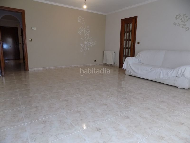Foto d020dfef-8620-4082-b29e-ba196b20b4fb. Pis amb calefacció a Llefià Badalona