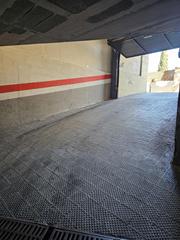 Aparcament cotxe a Nucli Urbà. Buena plaza de parking
