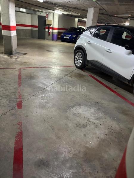 Foto 7b691cf5-e6ed-4044-9858-4c5118b73b8e. Parking voiture dans Nucli Urbà Esparreguera