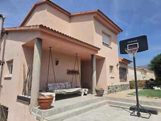 Maison  Carrer de l'espígol. Casa a 4 vientos en mas den gall