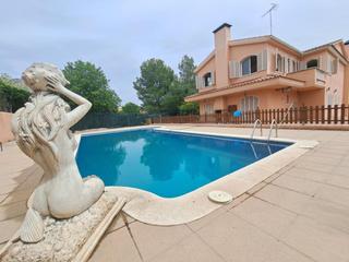 Maison dans Collbat. Magnfica casa en can oller, collbat