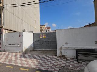 Terreno residencial  Plaça de la creu. Terreno ideal para construcción de viviendas