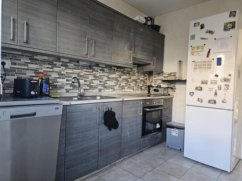 Foto eb22d104-101e-4850-b686-971098ef2c03. Maison dans La plana Esparreguera