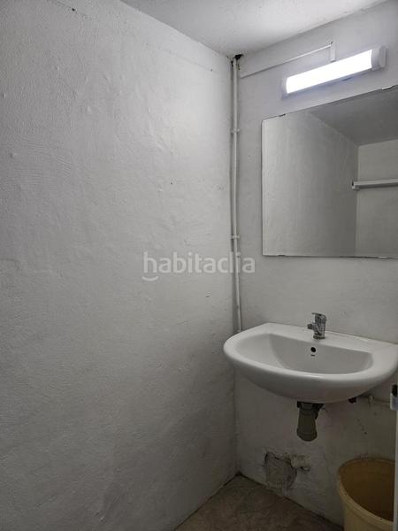 Foto 0b7d1933-68cf-4c94-b0e6-e4c0ab80c085. Alquiler local comercial  en venta o alquiler calle taquígraf garriga en Esparreguera