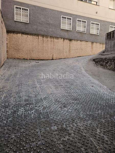 Foto 11860ba2-0ac5-4c24-8fe6-c4284ef6e090. Aparcament cotxe a Nucli Urbà Esparreguera