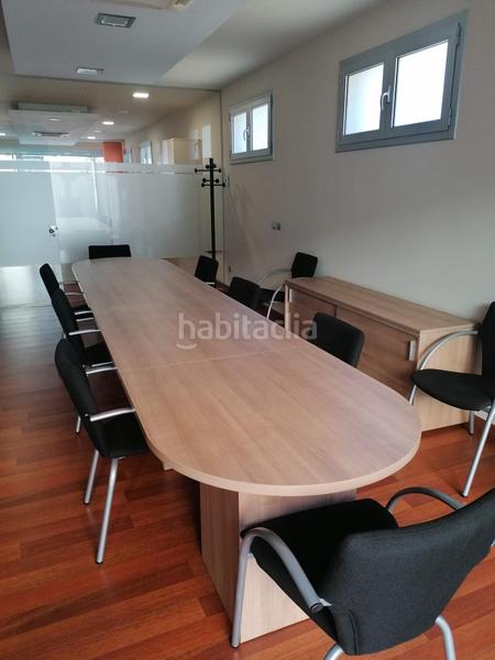 Foto 5aa685e2-744b-4e68-9e97-62ca673db3ee. Alquiler local comercial local centrico en Nucli Urbà Esparreguera